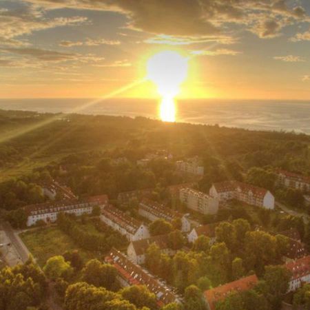 Appartamento Apartament Blisko Morza Kolobrzeg-Podczele Esterno foto